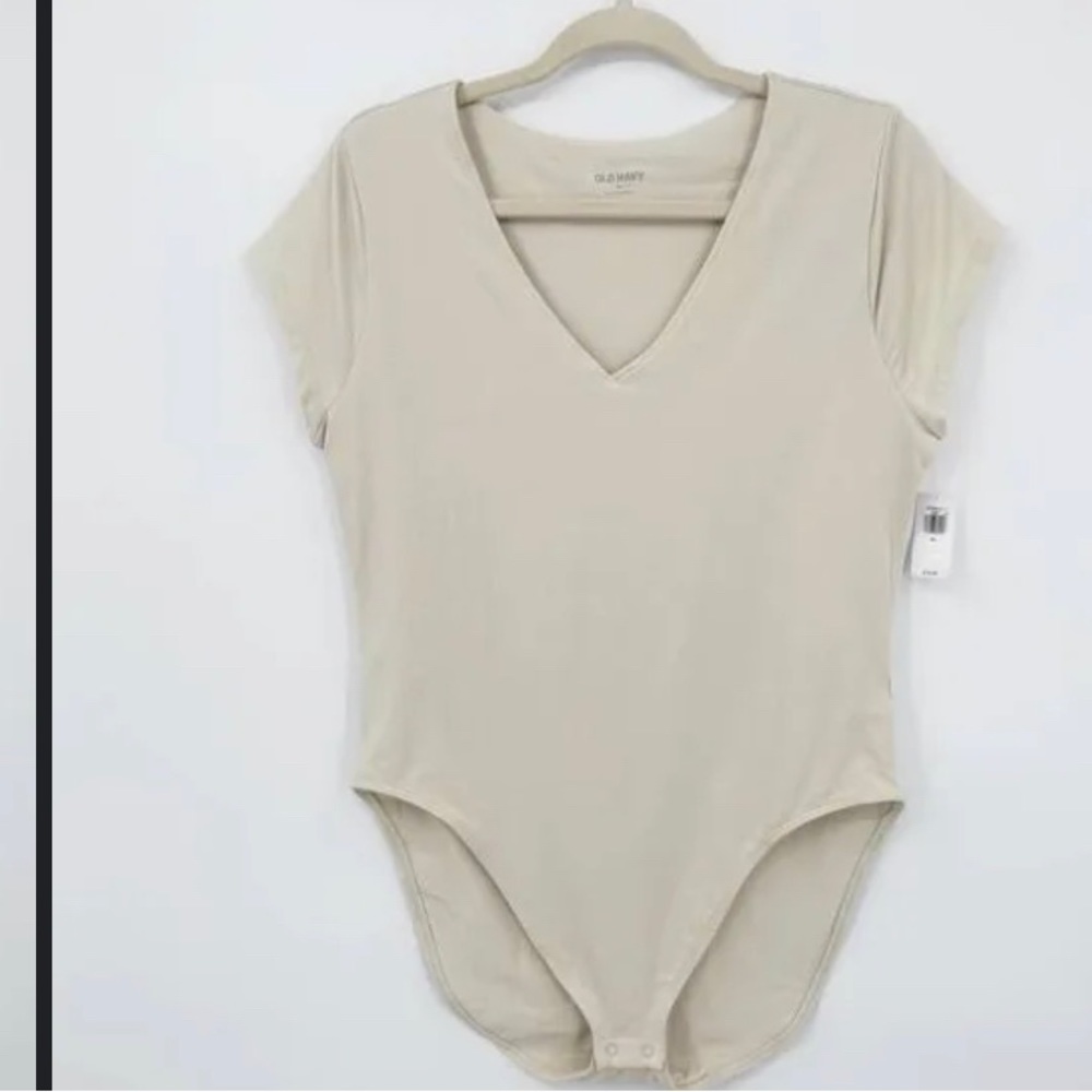 COPY - Old Navy Short sleeve Fitted V neck Bodysuit Size XXL